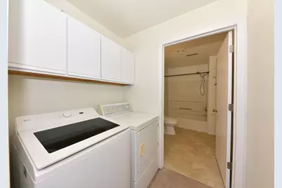 4835  Easy St #7, Delafield, WI 53209 - Photo 23