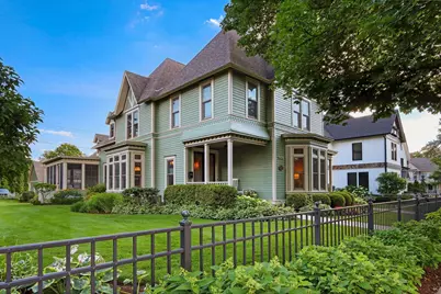 920  Geneva St, Lake Geneva, WI 53147 - Photo 41