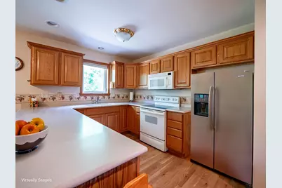 2671 W Wingate Ln, West Bend, WI 53090 - Photo 3
