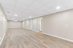 8173 S 28th St, Franklin, WI 53132 - Photo 25