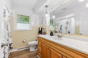 8173 S 28th St, Franklin, WI 53132 - Photo 9