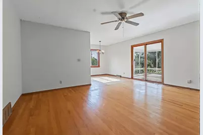 38904  90th Pl, Randall, WI 53128 - Photo 7