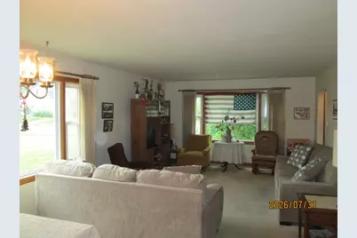 3217  Caledonia St, Racine, WI 53402 - Photo 11