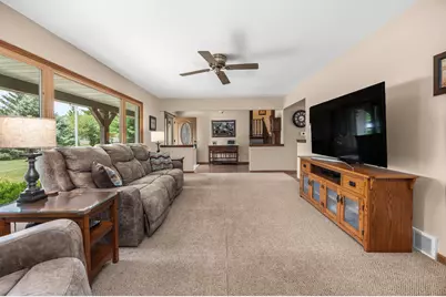 W314S7944  High View Cir, Mukwonago, WI 53149 - Photo 17