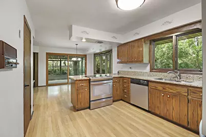 8730  Lakeshore Dr, Pleasant Prairie, WI 53158 - Photo 15