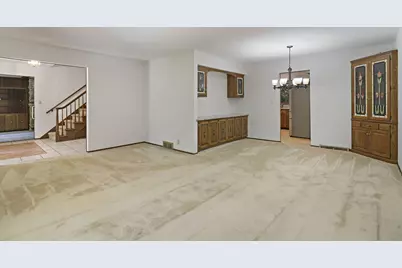 8730  Lakeshore Dr, Pleasant Prairie, WI 53158 - Photo 7