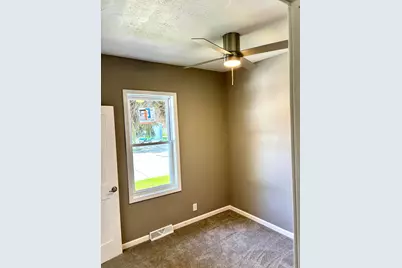 510  15th St, Racine, WI 53403 - Photo 9