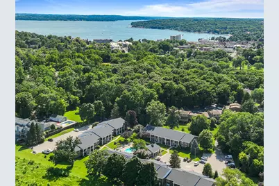112  Hank Jay Dr #F, Lake Geneva, WI 53147 - Photo 5