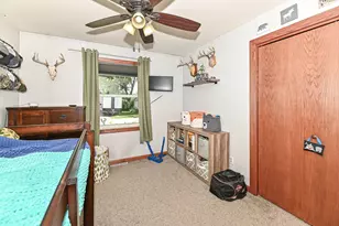 322 Woodlawn Ave, Racine, WI 53105 - Photo 13