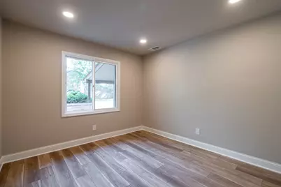 12804 N Colony Dr, Mequon, WI 53097 - Photo 31