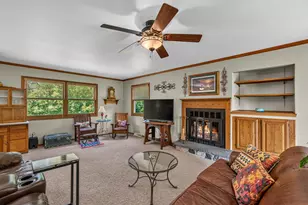 5836 Oakdale Ct, Cedarburg, WI 53024 - Photo 7