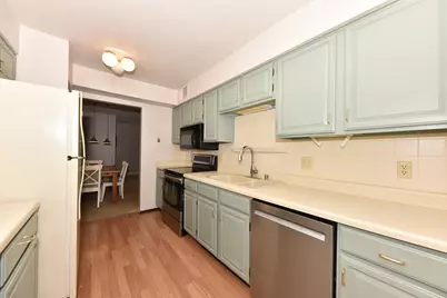 1906 E Shorewood Blvd #265, Shorewood, WI 53211 - Photo 17