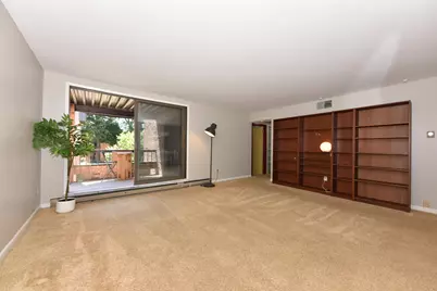 1906 E Shorewood Blvd #265, Shorewood, WI 53211 - Photo 5