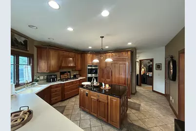 165  Chelsea Ln, Racine, WI 53182 - Photo 25
