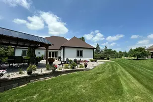 165 Chelsea Ln, Racine, WI 53182 - Photo 43