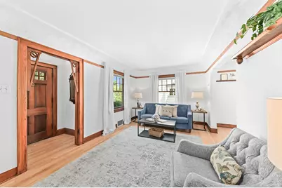 7011 W Garfield Ave, Wauwatosa, WI 53213 - Photo 7