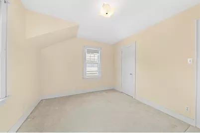 7011 W Garfield Ave, Wauwatosa, WI 53213 - Photo 31