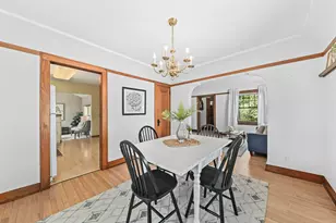 7011 W Garfield Ave, Wauwatosa, WI 53213 - Photo 13
