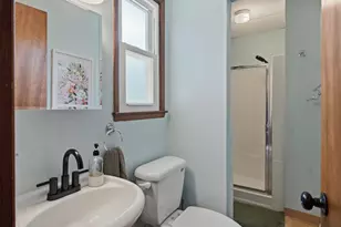 920 N 6th St, Manitowoc, WI 54220 - Photo 13