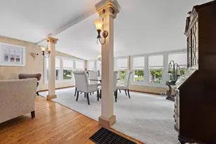1823 W Shore Dr, Delafield, WI 53018 - Photo 19