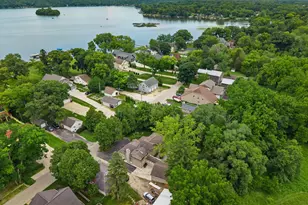 1823 W Shore Dr, Delafield, WI 53018 - Photo 55