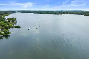 1823 W Shore Dr, Delafield, WI 53018 - Photo 69