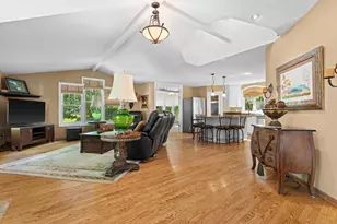 1823 W Shore Dr, Delafield, WI 53018 - Photo 15