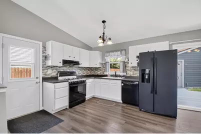 6559  126th St, Pleasant Prairie, WI 53158 - Photo 5