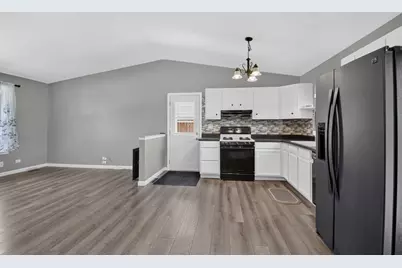 6559  126th St, Pleasant Prairie, WI 53158 - Photo 9