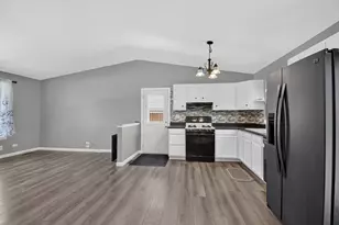 6559 126th St, Pleasant Prairie, WI 53158 - Photo 9