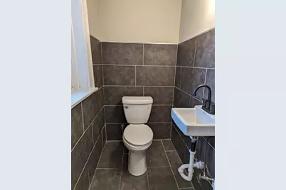 5316 W Center St, Milwaukee, WI 53210 - Photo 7