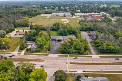 2505 W Mequon Rd, Mequon, WI 53092 - Photo 13