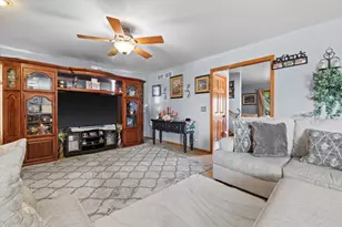 109 Prairie Dr, Walworth, WI 53184 - Photo 11