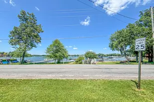 26727 Denoon Rd, Racine, WI 53185 - Photo 5