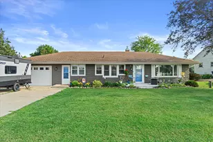 26727 Denoon Rd, Racine, WI 53185 - Photo 1
