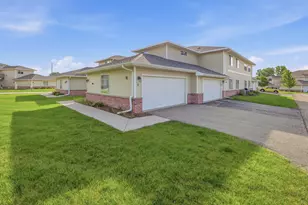 334 Brookside Dr, Mayville, WI 53050 - Photo 19