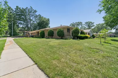3401 S 88th St, Milwaukee, WI 53227 - Photo 3