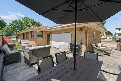 3401 S 88th St, Milwaukee, WI 53227 - Photo 19