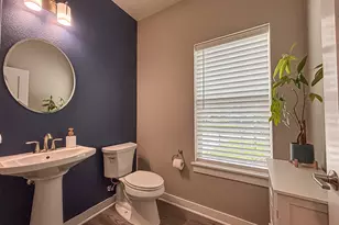 N47W22311 Woodleaf Way, Pewaukee, WI 53072 - Photo 21
