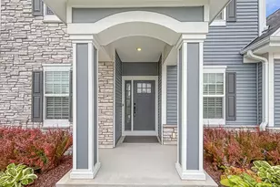 N47W22311 Woodleaf Way, Pewaukee, WI 53072 - Photo 5