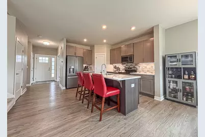 N47W22311  Woodleaf Way, Pewaukee, WI 53072 - Photo 11