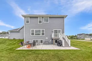 N47W22311 Woodleaf Way, Pewaukee, WI 53072 - Photo 45
