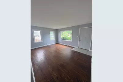 7248 W Potomac Ave, Milwaukee, WI 53216 - Photo 3