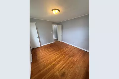7248 W Potomac Ave, Milwaukee, WI 53216 - Photo 5