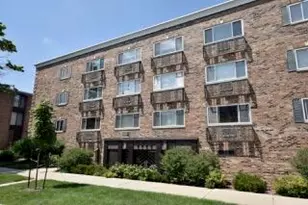 2222 E Belleview Pl, Milwaukee, WI 53211 - Photo 1