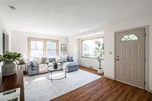 N87W15898 Belleview Blvd, Menomonee Falls, WI 53051 - Photo 3