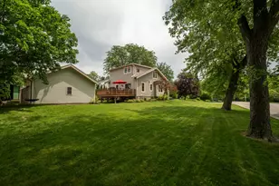 1004 Cherry St, South Milwaukee, WI 53172 - Photo 13