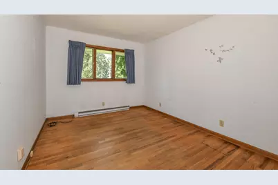 1075 S Lake Shore Dr, Lake Geneva, WI 53147 - Photo 27