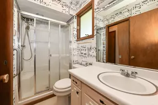 1075 S Lake Shore Dr, Lake Geneva, WI 53147 - Photo 27