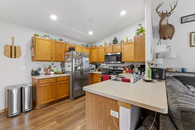 322  Brookside Dr #6, Mayville, WI 53050 - Photo 5